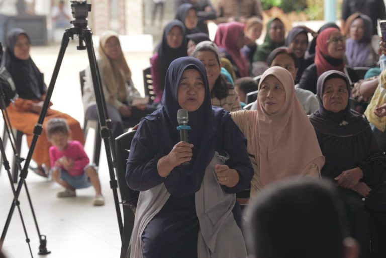Serahkan Bingkisan Lebaran Dari Presiden Untuk Warga Rempang, Mentrans: Batam, Rempang dan Galang, Masa Depan Indonesia