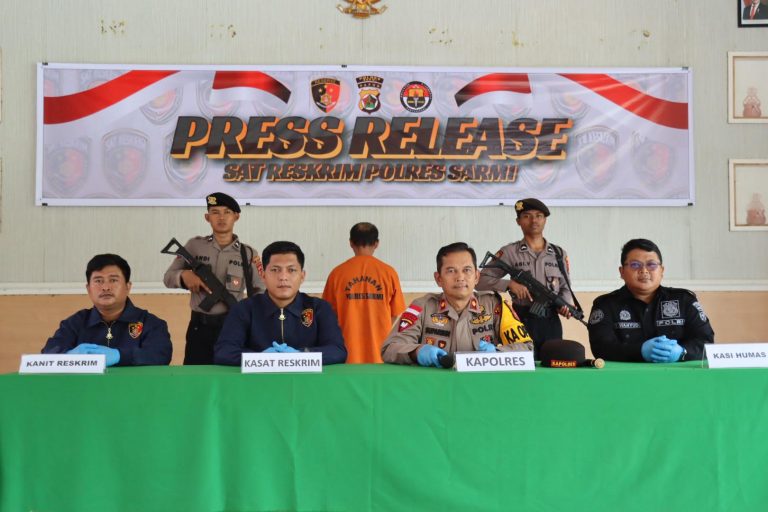 Polres Sarmi Gelar Press Release Terkait Penangkapan DPO Kasus Kekerasan Seksual